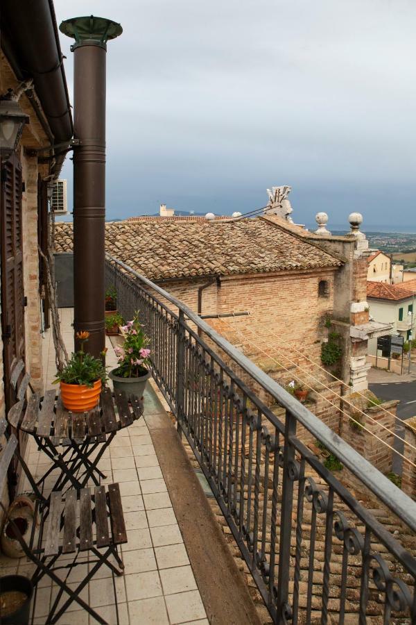 Porta Marina Acomodação com café da manhã Recanati Exterior foto